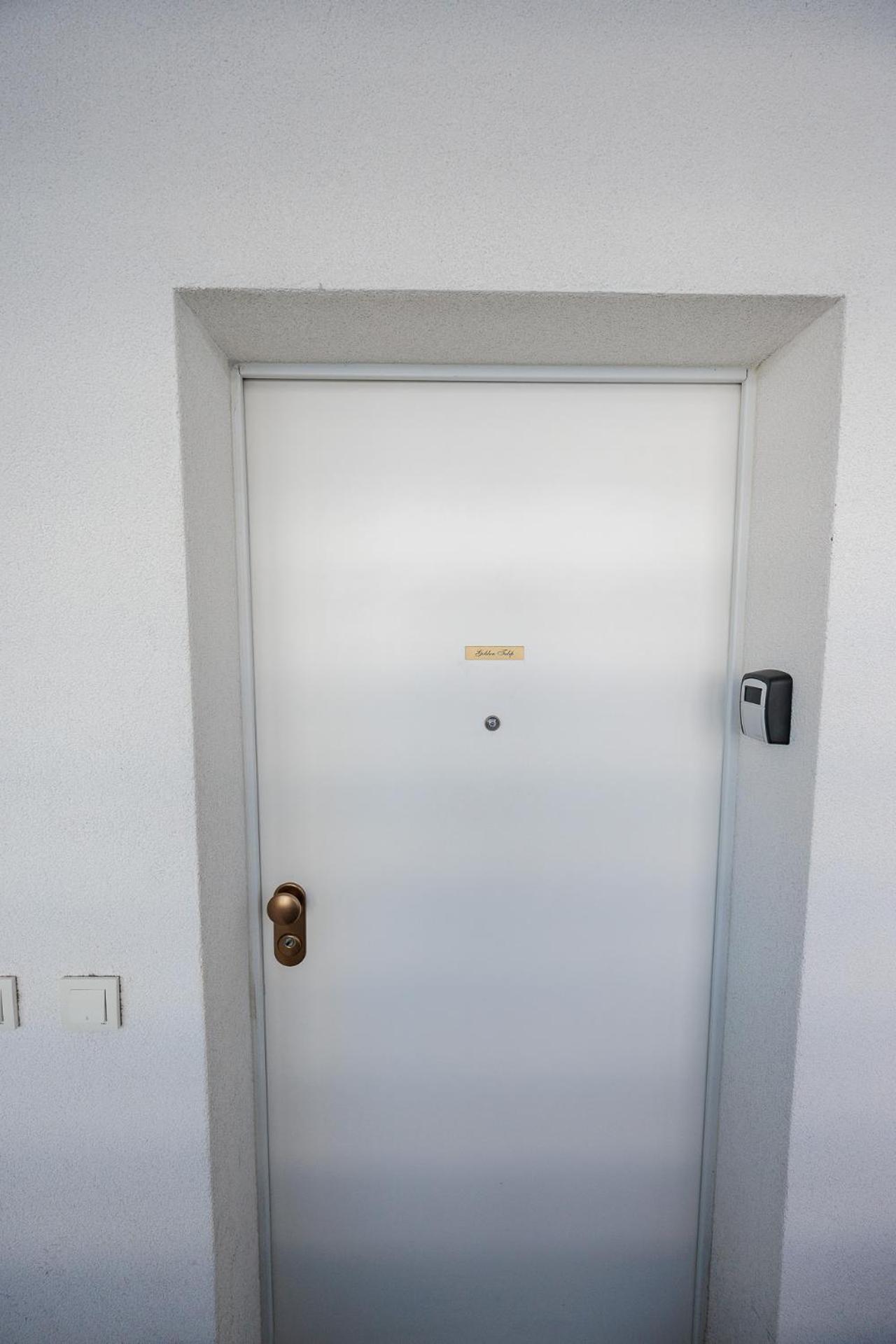 Golden Tulip Apartment Zadar Exterior photo